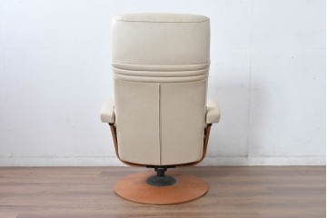 中古　美品　カリモク家具(karimoku)　ザ・ファースト(THE FIRST)　RU71　上質なくつろぎの時間を演出するリクライニングチェアとオットマンのセット　定価約28万円相当　(R-084723)