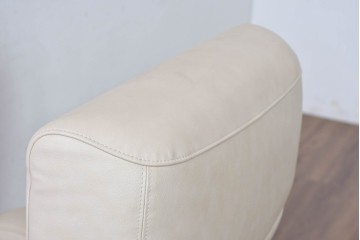 中古　美品　カリモク家具(karimoku)　ザ・ファースト(THE FIRST)　RU71　上質なくつろぎの時間を演出するリクライニングチェアとオットマンのセット　定価約28万円相当　(R-084723)