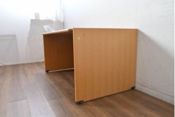 中古　北海道旭川家具　インテリアセンター(カンディハウス) 　オーク材　取り外しパネル付き　ナチュラルモダンなデスクとワゴンのセット　(R-084724)