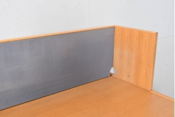 中古　北海道旭川家具　インテリアセンター(カンディハウス) 　オーク材　取り外しパネル付き　ナチュラルモダンなデスクとワゴンのセット　(R-084724)
