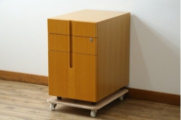 中古　北海道旭川家具　CONDE HOUSE(カンディハウス)　インテリアセンター　オーク材　取り外しパネル付き　ナチュラルモダンなデスクとワゴンのセット　(R-084725)