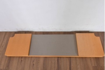 中古 北海道旭川家具 インテリアセンター(カンディハウス)  オーク材 取り外しパネル付き ナチュラルモダンなデスクとワゴンのセット (R-084725)