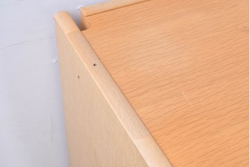 中古 北海道旭川家具 インテリアセンター(カンディハウス)  オーク材 取り外しパネル付き ナチュラルモダンなデスクとワゴンのセット (R-084726)