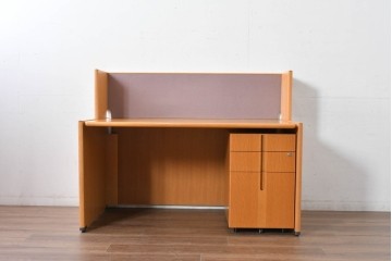 中古 北海道旭川家具 インテリアセンター(カンディハウス)  オーク材 取り外しパネル付き ナチュラルモダンなデスクとワゴンのセット (R-084726)