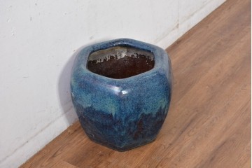 中国アンティーク　葛徳和造　海鼠釉(なまこゆう)　古玩　深みある青が美しい六角火鉢　(R-084728)