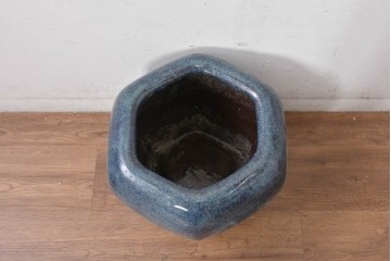 中国アンティーク　葛徳和造　海鼠釉(なまこゆう)　古玩　深みある青が美しい六角火鉢　(R-084728)