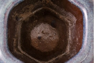 中国アンティーク　葛徳和造　海鼠釉(なまこゆう)　古玩　深みある青が美しい六角火鉢　(R-084728)