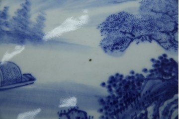 和製ヴィンテージ　山水の図　藍色の濃淡で表現された図が魅力的な瀬戸火鉢　(R-084731)