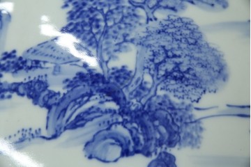 和製ヴィンテージ　山水の図　藍色の濃淡で表現された図が魅力的な瀬戸火鉢　(R-084731)