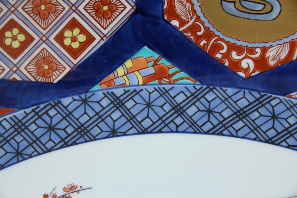 有田焼　神右衛門　3尺　約99cm　色彩豊かな染錦鶴絵が華やぐ皿立て付きの大皿　定価約100〜150万円　(R-084735)