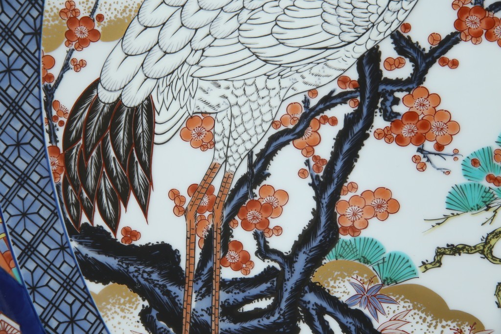 有田焼　神右衛門　3尺　約99cm　色彩豊かな染錦鶴絵が華やぐ皿立て付きの大皿　定価約100〜150万円　(R-084735)
