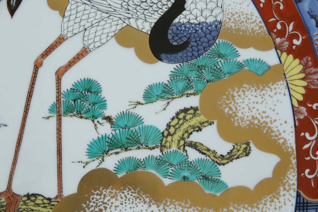 有田焼　神右衛門　3尺　約99cm　色彩豊かな染錦鶴絵が華やぐ皿立て付きの大皿　定価約100〜150万円　(R-084735)