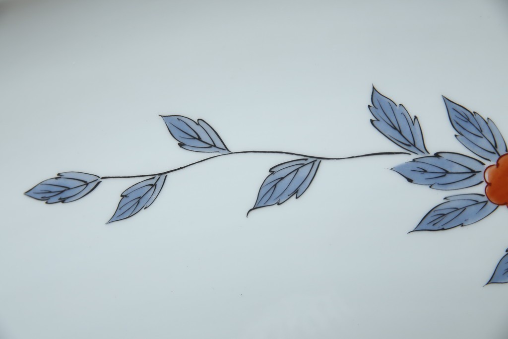 有田焼　神右衛門　3尺　約99cm　色彩豊かな染錦鶴絵が華やぐ皿立て付きの大皿　定価約100〜150万円　(R-084735)