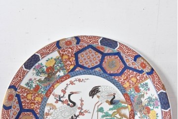 有田焼　神右衛門　3尺　約99cm　色彩豊かな染錦鶴絵が華やぐ皿立て付きの大皿　定価約100～150万円相当　(R-084735)