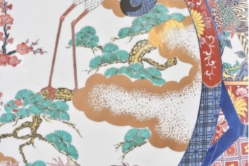 有田焼　神右衛門　3尺　約99cm　色彩豊かな染錦鶴絵が華やぐ皿立て付きの大皿　定価約100～150万円相当　(R-084735)