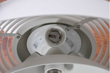 中古　デンマーク　Louis Poulsen(ルイスポールセン)　Arne Jacobsen(アルネ・ヤコブセン)デザイン　AJ Royal　モダンデザインの段状ルーバーが美しいペンダントライト　(R-084736)