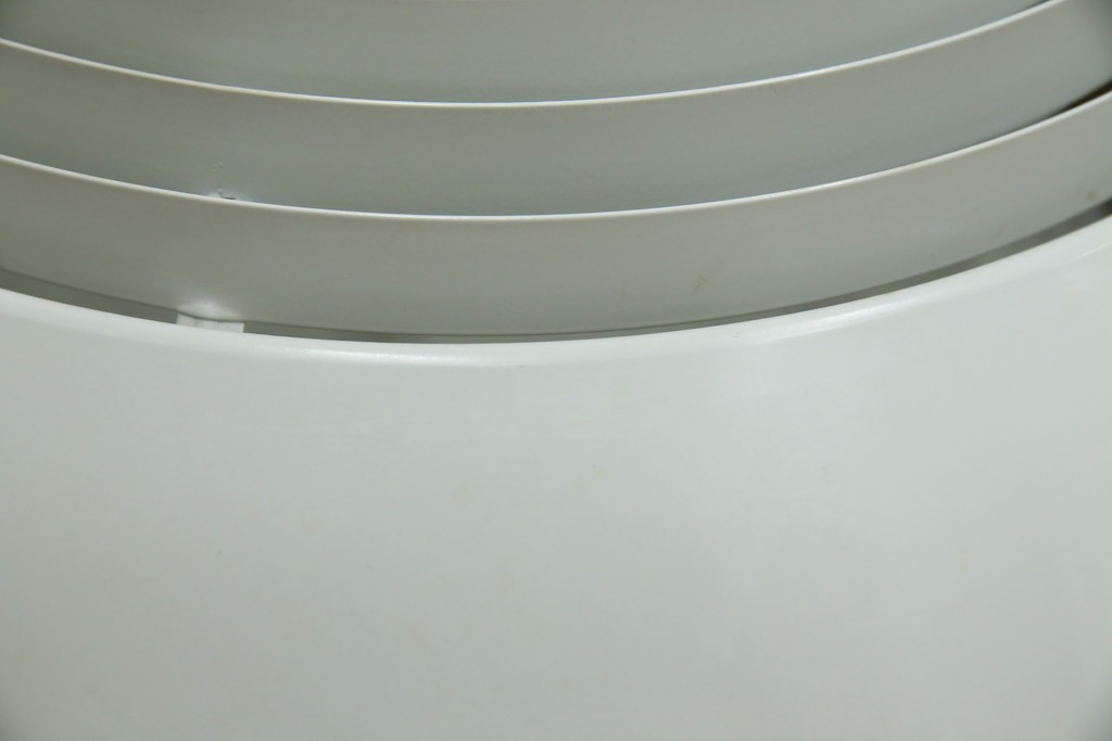 中古　デンマーク　Louis Poulsen(ルイスポールセン)　Arne Jacobsen(アルネ・ヤコブセン)デザイン　AJ Royal　モダンデザインの段状ルーバーが美しいペンダントライト　(R-084736)