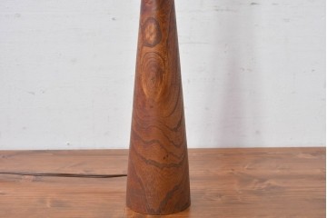 和製ヴィンテージ　欅(ケヤキ)材の美しい木目が目を引くテーブルスタンド　(R-084738)