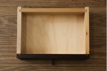中古　カバ材　北の匠　山室家具製作所　希少な絶版品!風格ある存在感のライティングビューロー　(R-084741)