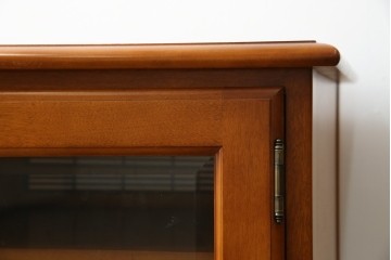 中古　美品　横浜クラシック家具　ダニエル(daniel)　優雅な佇まいのU-205 TVキャビネット　定価約54万5千円相当　(R-084744)