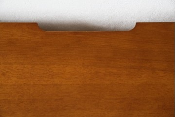 中古　美品　横浜クラシック家具　ダニエル(daniel)　優雅な佇まいのU-205 TVキャビネット　定価約54万5千円相当　(R-084744)