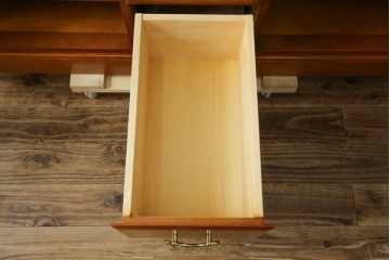 中古　美品　横浜クラシック家具　ダニエル(daniel)　優雅な佇まいのU-205 TVキャビネット　定価約54万5千円相当　(R-084744)