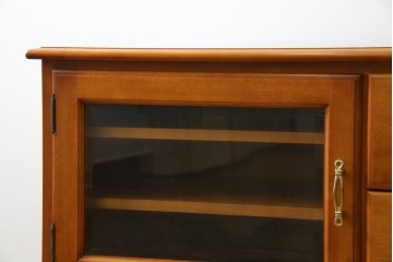 中古　美品　横浜クラシック家具　ダニエル(daniel)　優雅な佇まいのU-205 TVキャビネット　定価約54万5千円相当　(R-084744)