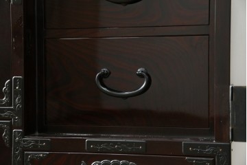 和製ヴィンテージ　美品　高級品!!　渡辺家具店　華やかな金具の仙台箪笥　定価約100万円相当　(R-084745)