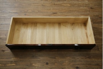 和製ヴィンテージ　美品　高級品!!　渡辺家具店　華やかな金具の仙台箪笥　定価約100万円相当　(R-084745)