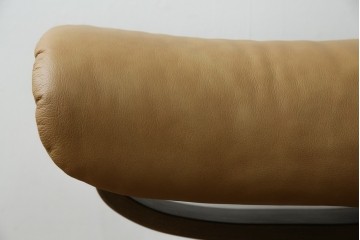 中古　美品　ノルウェー　EKORNES(エコーネス)　Stressless(ストレスレス)　View(ビュー) 　Mサイズ　シグニチャー 　至福の座り心地を実現する上質なリクライニングチェアとオットマン　セット定価約51万4千円相当　(R-084746)