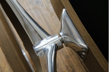 中古　美品　ノルウェー　EKORNES(エコーネス)　Stressless(ストレスレス)　View(ビュー) 　Mサイズ　シグニチャー 　至福の座り心地を実現する上質なリクライニングチェアとオットマン　セット定価約51万4千円相当　(R-084746)