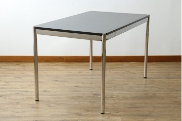 中古　美品　スイス　USMハラー(USM Haller)　幅1250㎜　テーブル　定価約16万円　(R-084747)