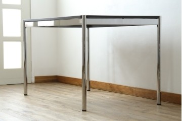 中古　美品　スイス　USMハラー(USM Haller)　幅1250㎜　テーブル　定価約16万円　(R-084747)