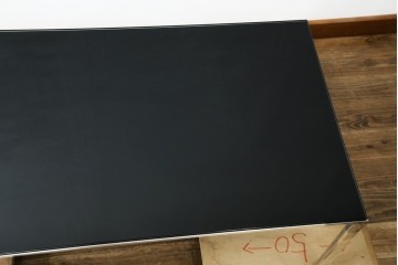 中古　Cassinaixc.(カッシーナイクスシー)　グラブ(GRAB)　透明感と輝きが際立つガラス天板付きのローテーブル　定価約38万円相当　(R-084749)　