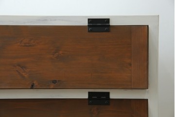 ラフジュ工房オリジナル　新規製作　爽やかなペイント仕上げのパタパタ扉収納棚　(R-084754)