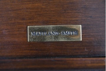 中古　美品　MAITLAND-SMITH(メートランドスミス)　洋書を積み重ねたような意匠が目を引くチェスト　定価約37万円　(R-084755)