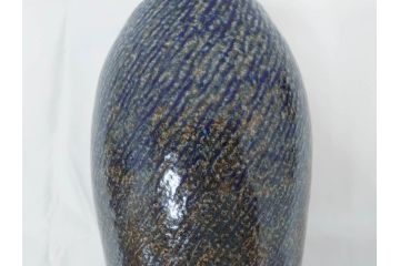 人間国宝　島岡達三　益子焼　高さ 約37cm　花瓶　重厚で美しい文様が魅力の塩釉象嵌縄文壷(壺、花入、花生、花器、裏印、共箱付)(R-084762)