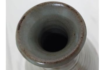 人間国宝　島岡達三　印毛目　赤絵　高さ 約36cm　格調高い雰囲気を醸し出す壷(壺、花瓶、花器、花入、花生、共箱付)(R-084763)