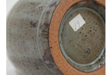 人間国宝　島岡達三　印毛目　赤絵　高さ 約36cm　格調高い雰囲気を醸し出す壷(壺、花瓶、花器、花入、花生、共箱付)(R-084763)