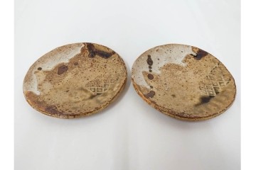 岐阜県無形文化財　加藤十右衛門　美濃　約14cm　4.6寸　素朴な風合いが魅力の伊賀皿10枚セット　(R-084767)