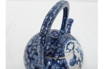 加藤利昌　京焼　青華　小梅花鳥共手　急須　湯呑　匠の美技を感じる番茶器揃　(R-084768)　