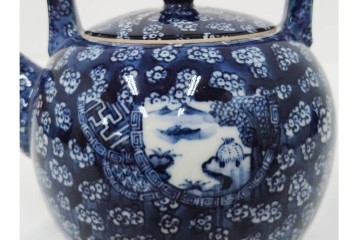 加藤利昌　京焼　青華　小梅花鳥共手　急須　湯呑　匠の美技を感じる番茶器揃　(R-084768)　