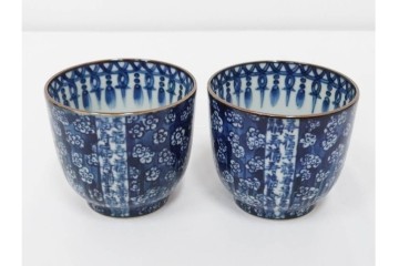 加藤利昌　京焼　青華　小梅花鳥共手　急須　湯呑　匠の美技を感じる番茶器揃　(R-084768)　