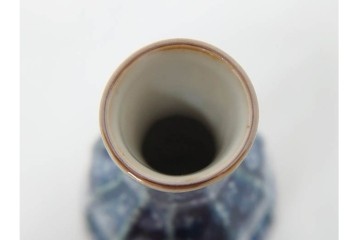 加藤利昌　京焼　青華小梅花鳥文　徳利一対　猪口5客　職人技が光る酒器揃　(R-084771)