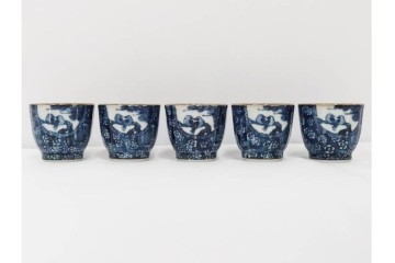 加藤利昌　京焼　青華小梅花鳥文　徳利一対　猪口5客　職人技が光る酒器揃　(R-084771)