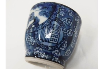 加藤利昌　京焼　青華小梅花鳥文　徳利一対　猪口5客　職人技が光る酒器揃　(R-084771)