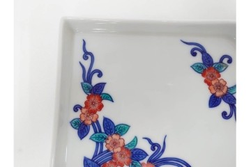 今泉今右衛門　錦　唐花文　約13cm　4.2寸　上品な佇まいの銘々皿5枚セット　(R-084772)