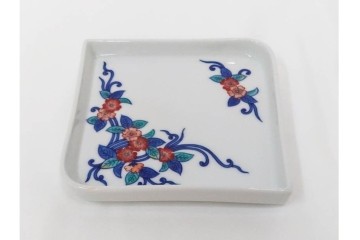 今泉今右衛門　錦　唐花文　約13cm　4.2寸　上品な佇まいの銘々皿5枚セット　(R-084772)