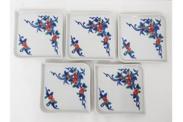 今泉今右衛門　錦　唐花文　約13cm　4.2寸　上品な佇まいの銘々皿5枚セット　(R-084772)