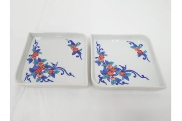 今泉今右衛門　錦　唐花文　約13cm　4.2寸　上品な佇まいの銘々皿5枚セット　(R-084772)